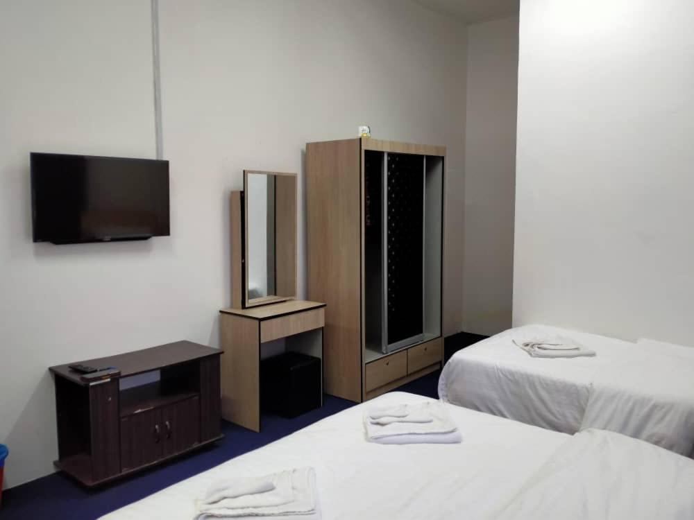 Maidam Inn Jertih المظهر الخارجي الصورة